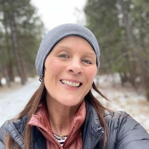 Meet your Posher, True